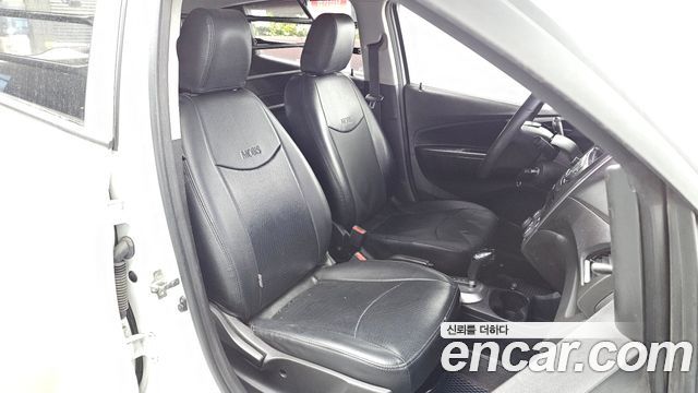 Chevrolet Next Spark Van 2016 — фото 10