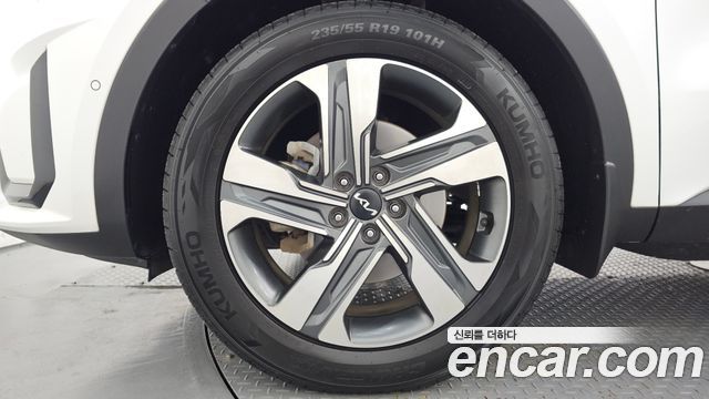 Kia Sorento (IV) HEV 1.6 2WD Signature 2023 — фото 5