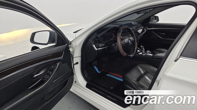 BMW 5 Series (F10) 520d 2013 — фото 10