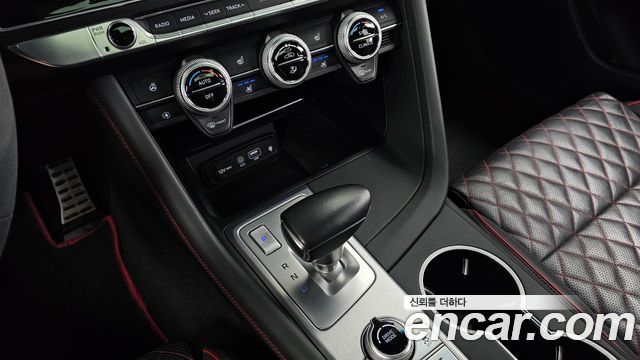 Genesis G70 3.3T Sport AWD Prestige 2019 — фото 9