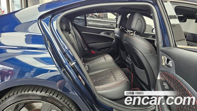 Genesis G70 3.3T Sport AWD Prestige 2019 — фото 16