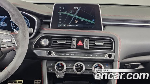 Genesis G70 3.3T Sport AWD Prestige 2019 — фото 18