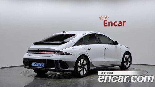 Hyundai Ioniq 6 Long Range Exclusive 2023 — фото 2