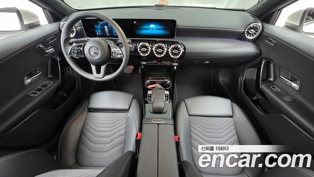 Mercedes-Benz A-Class (W177) A220 Sedan 2020 — фото 7