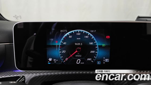 Mercedes-Benz A-Class (W177) A220 Sedan 2020 — фото 8