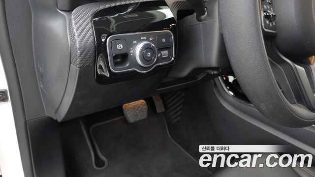 Mercedes-Benz A-Class (W177) A220 Sedan 2020 — фото 17
