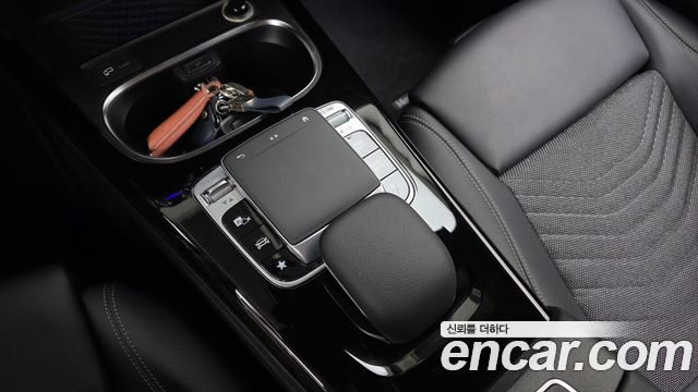 Mercedes-Benz A-Class (W177) A220 Sedan 2020 — фото 18