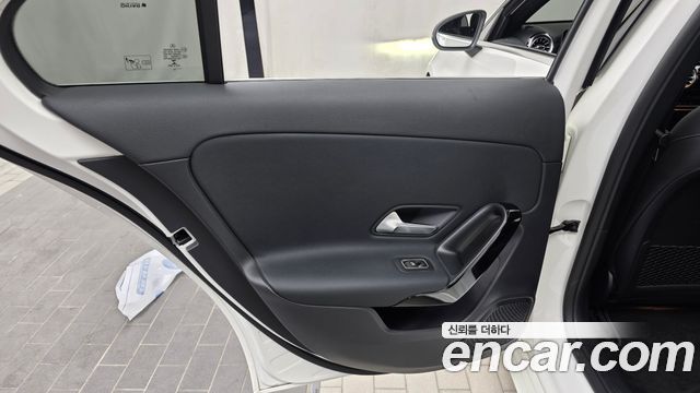 Mercedes-Benz A-Class (W177) A220 Sedan 2020 — фото 25