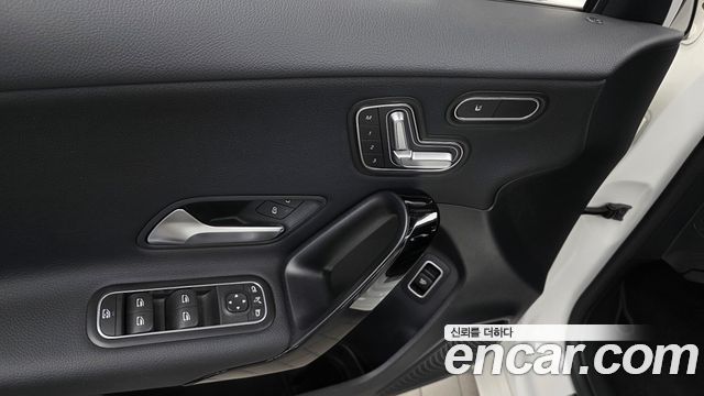Mercedes-Benz A-Class (W177) A220 Sedan 2020 — фото 30