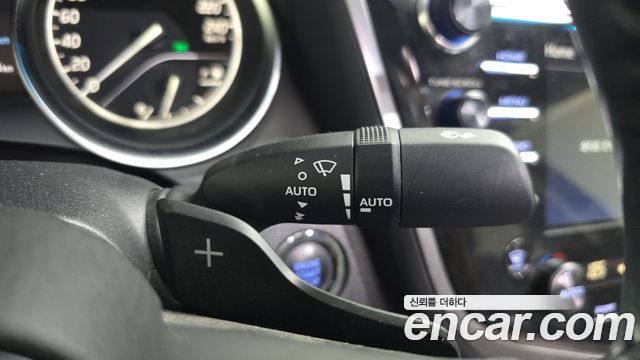 Toyota Camry (XV70) 2.5 Sport Edition(Nono Tone) 2020 — фото 18