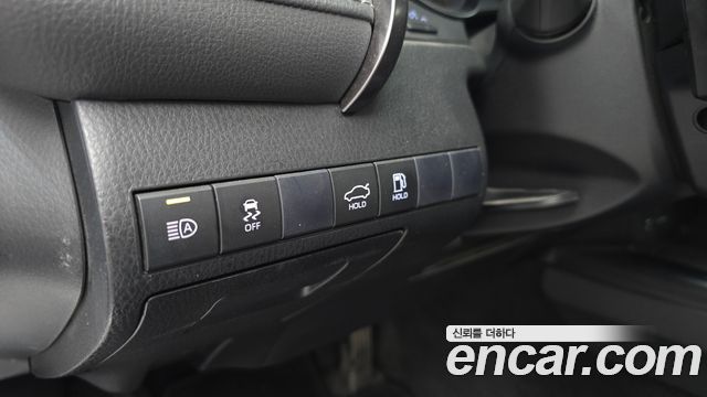 Toyota Camry (XV70) 2.5 Sport Edition(Nono Tone) 2020 — фото 20