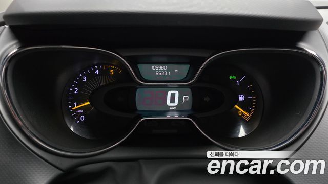 Renault Korea QM3 LE 2015 — фото 8