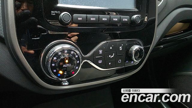 Renault Korea QM3 LE 2015 — фото 18