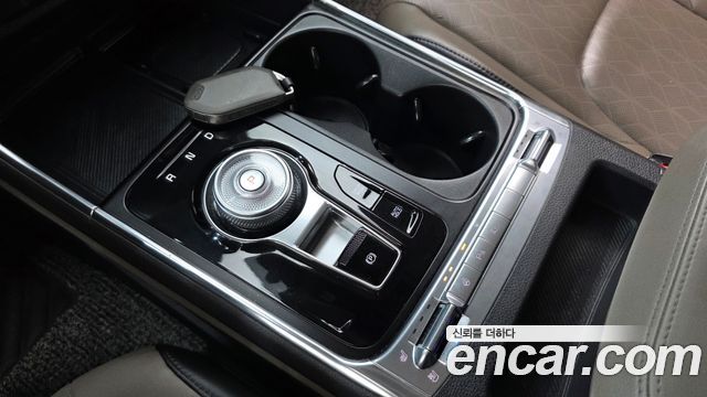 Kia Carnival (IV) HEV 9seater Nobless 2024 — фото 9