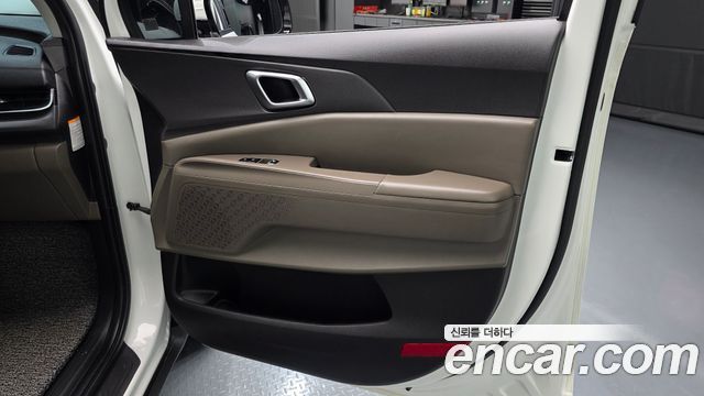 Kia Carnival (IV) HEV 9seater Nobless 2024 — фото 25