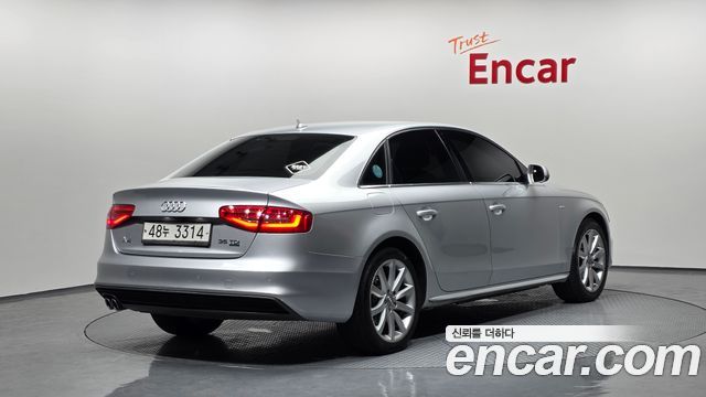 Audi A4 35 TDI Quattro Dynamic B8 2015 — фото 2