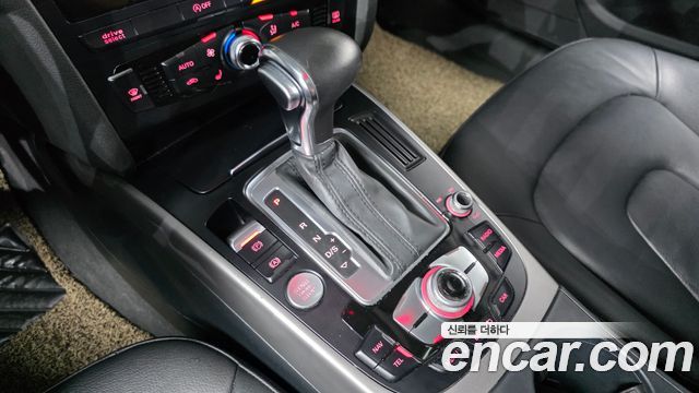 Audi A4 35 TDI Quattro Dynamic B8 2015 — фото 9