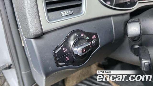 Audi A4 35 TDI Quattro Dynamic B8 2015 — фото 12