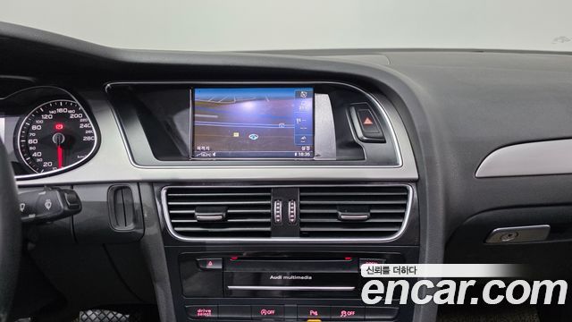 Audi A4 35 TDI Quattro Dynamic B8 2015 — фото 16
