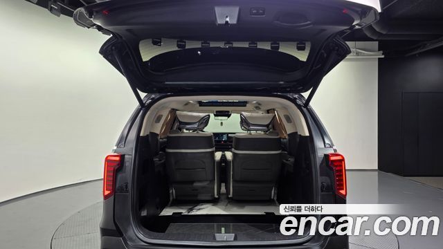 Kia Carnival (IV) Gasoline 9-Seater Hi Limousine (7-seater Limousine(Special vehicle) 2025 — фото 20