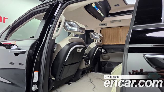 Kia Carnival (IV) Gasoline 9-Seater Hi Limousine (7-seater Limousine(Special vehicle) 2025 — фото 24