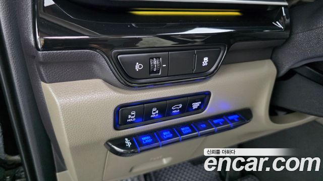 Kia Carnival (IV) Gasoline 9-Seater Hi Limousine (7-seater Limousine(Special vehicle) 2025 — фото 26