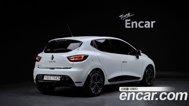 Renault Korea Clio Intens Panoramic 2019 — фото 2