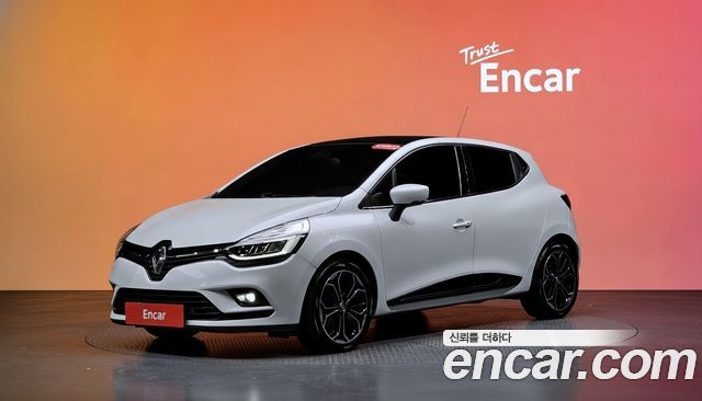 Renault Korea Clio Intens Panoramic 2019 — фото 1
