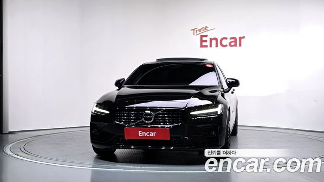 Volvo S60 (III) B5 R-Design 2022 — фото 3