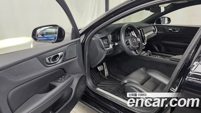 Volvo S60 (III) B5 R-Design 2022 — фото 10