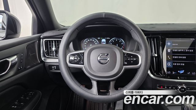 Volvo S60 (III) B5 R-Design 2022 — фото 13