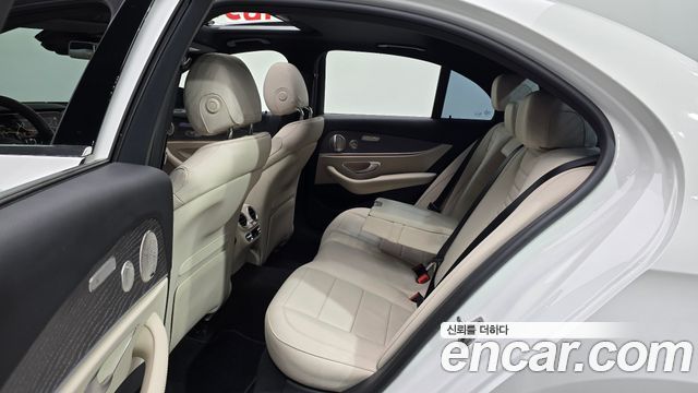 Mercedes-Benz E-Class (W213) E350 4MATIC Exclusive 2023 — фото 11