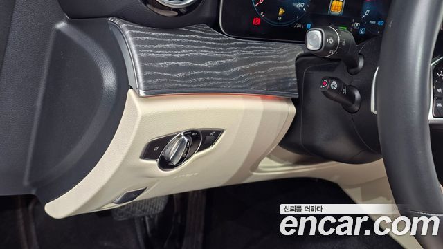 Mercedes-Benz E-Class (W213) E350 4MATIC Exclusive 2023 — фото 13