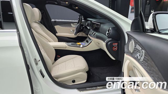 Mercedes-Benz E-Class (W213) E350 4MATIC Exclusive 2023 — фото 26