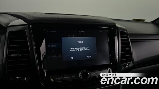 KG Mobility (SsangYong) Rexton Sports Diesel 2.2 2WD Prestige Special 2020 — фото 15