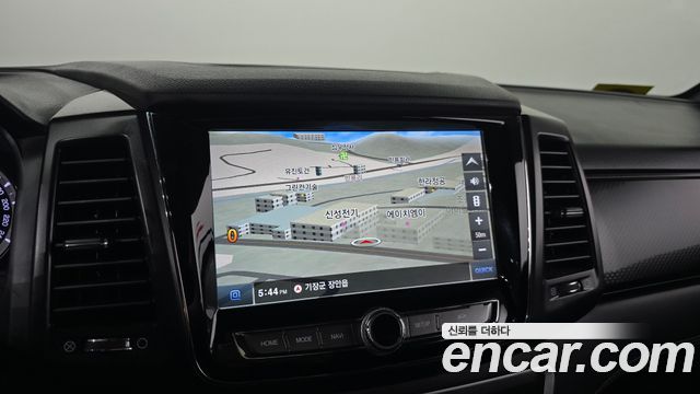 KG Mobility (SsangYong) Rexton Sports Diesel 2.2 2WD Prestige Special 2020 — фото 16