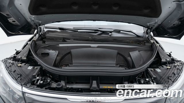 Mercedes-Benz EQS SUV (X296) Maybach EQS680 4MATIC 2025 — фото 6