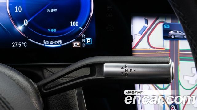 Mercedes-Benz EQS SUV (X296) Maybach EQS680 4MATIC 2025 — фото 9