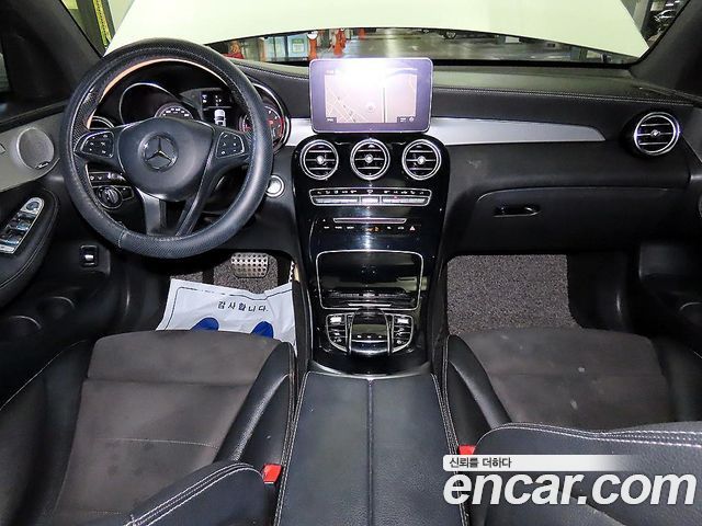 Mercedes-Benz GLC-Class (X253) GLC300 4MATIC AMG Line Coupe 2019 — фото 10