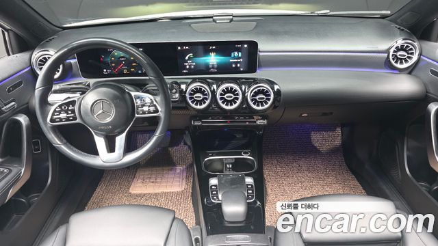 Mercedes-Benz A-Class (W177) A220 Sedan 2020 — фото 7