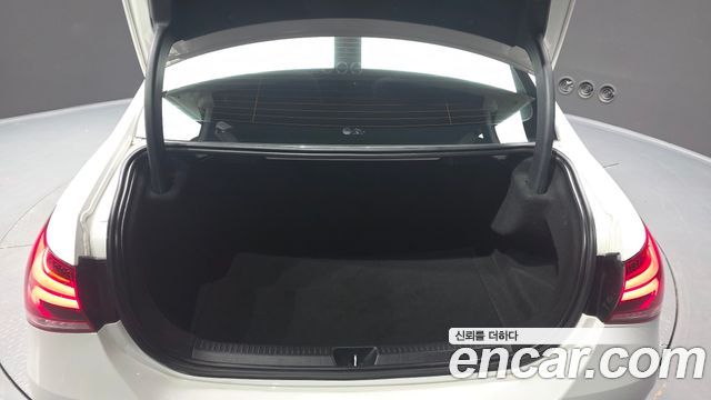Mercedes-Benz A-Class (W177) A220 Sedan 2020 — фото 20