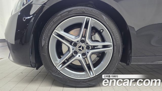 Mercedes-Benz E-Class (W213) E250 AMG Line 2023 — фото 5