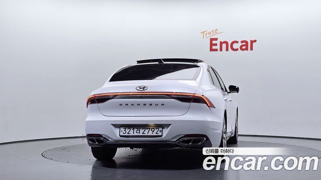 Hyundai Grandeur (IG) 3.3 Calligraphy 2020 — фото 4