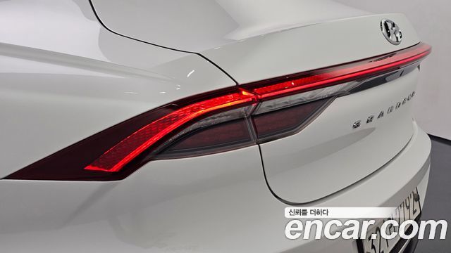 Hyundai Grandeur (IG) 3.3 Calligraphy 2020 — фото 23