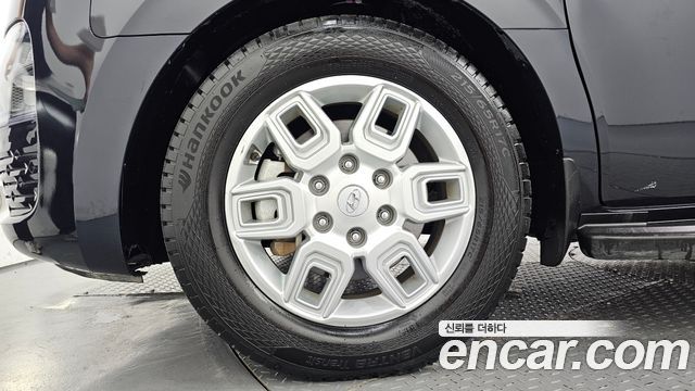 Hyundai Staria L3.5 Cargo 3-Seater Modern 2022 — фото 5