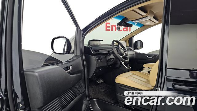 Hyundai Staria L3.5 Cargo 3-Seater Modern 2022 — фото 10