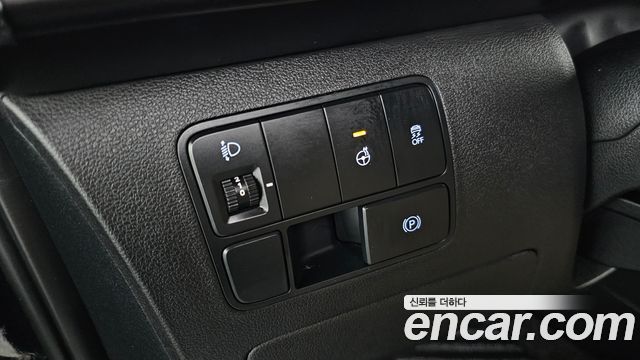 Hyundai Staria L3.5 Cargo 3-Seater Modern 2022 — фото 15