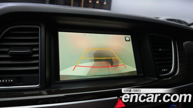 Genesis G80 3.3 GDI AWD Luxury 2018 — фото 17