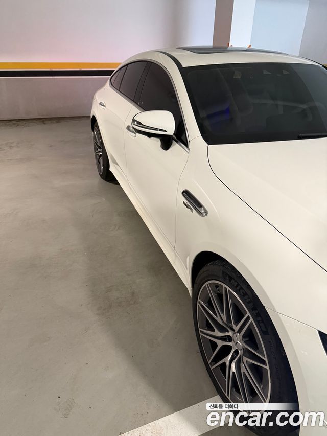 Mercedes-Benz AMG GT 4Door 43 4MATIC+