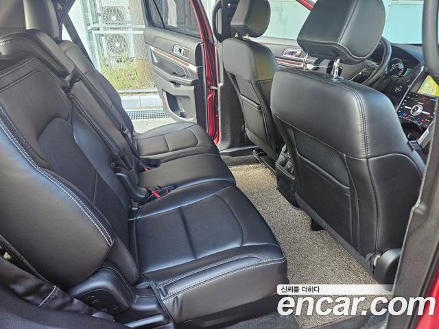 Ford Explorer 2.3 Limited 4WD 5th 2017 — фото 16